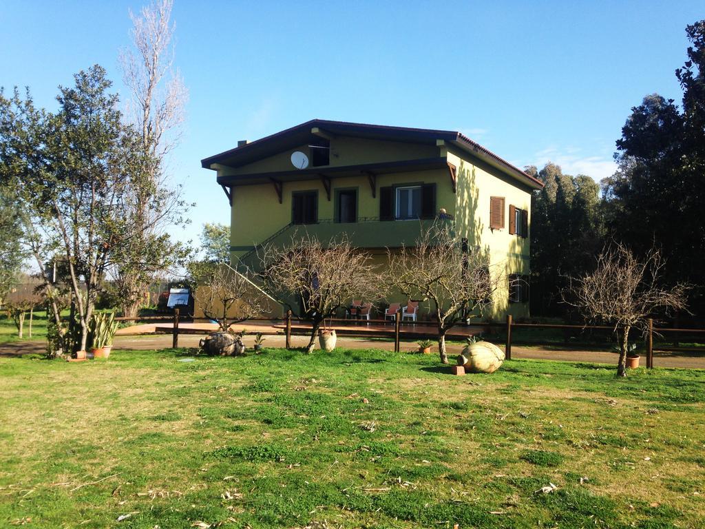 Country & Beach B&B Capoterra Eksteriør bilde